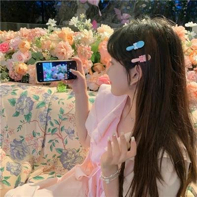 拴线的气球